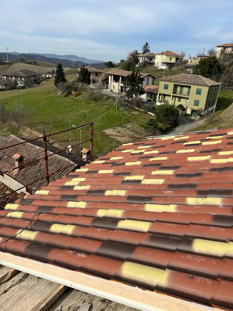 Realizzazione tetto con pannelli coibentati Pavia